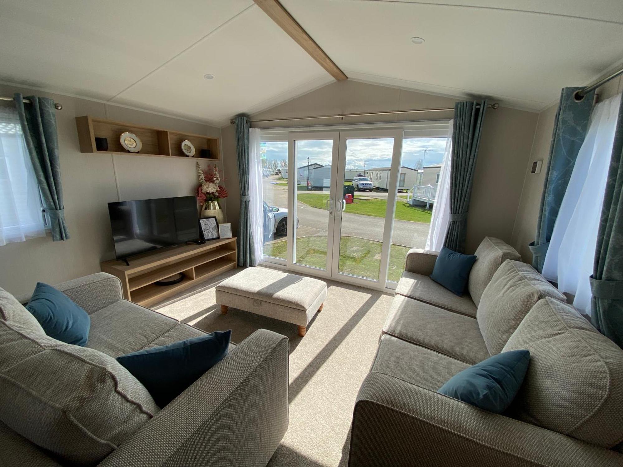 Verbzen Holiday Caravan At St Osyth Beach, Clacton-On-Sea By Verb Holidays Saint Osyth Buitenkant foto